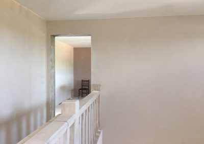 Treppenhaus mit Blick ins Schlafzimmer